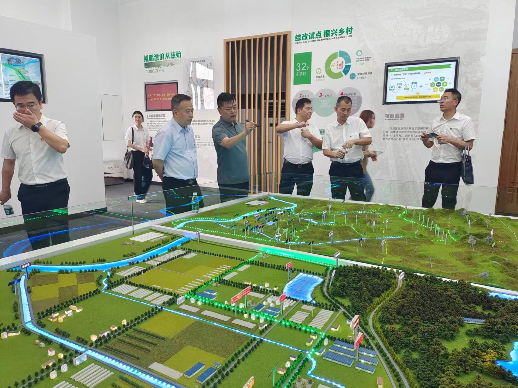 科技服務助力鄉村振興 湖南省農業科研機構聯合政府部門赴雨湖區開展科技服務與教育技術開發